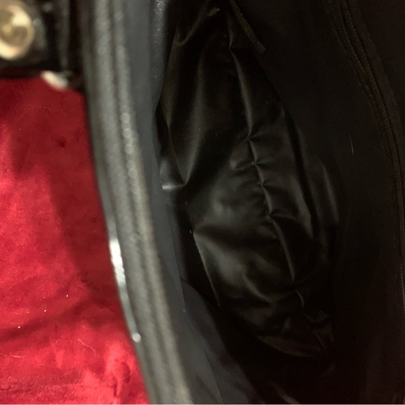 Gianni Black Patent Leather Semicircle Glossy Zip Top Handbag - Picture 4 of 8